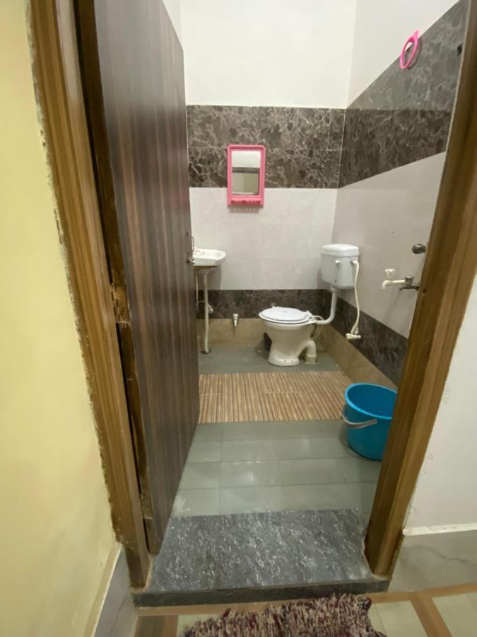 Balaji Homestay Mathura In Vrindavan 外观 照片
