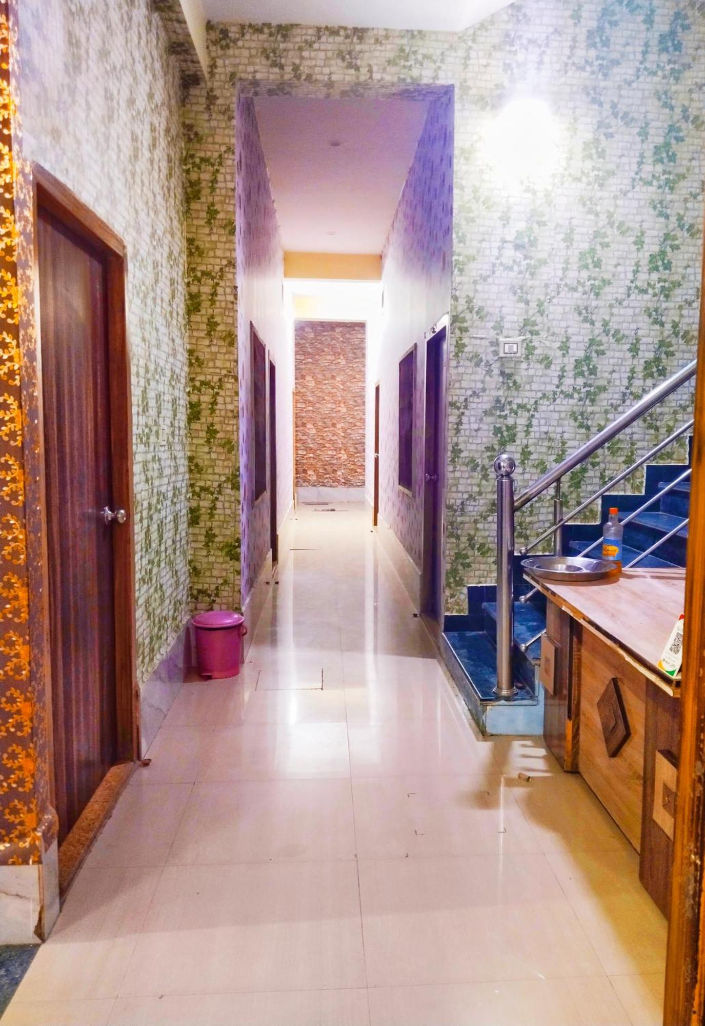 Balaji Homestay Mathura In Vrindavan 外观 照片