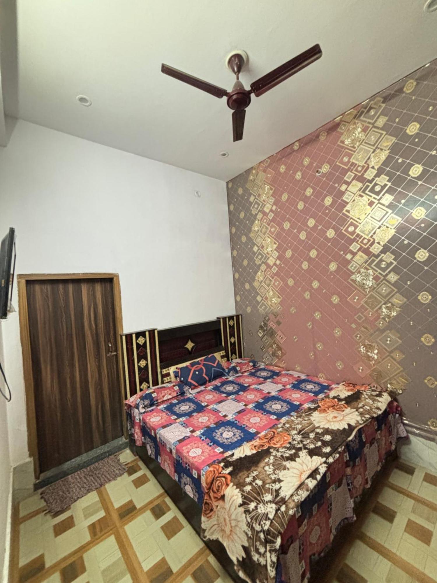 Balaji Homestay Mathura In Vrindavan 外观 照片